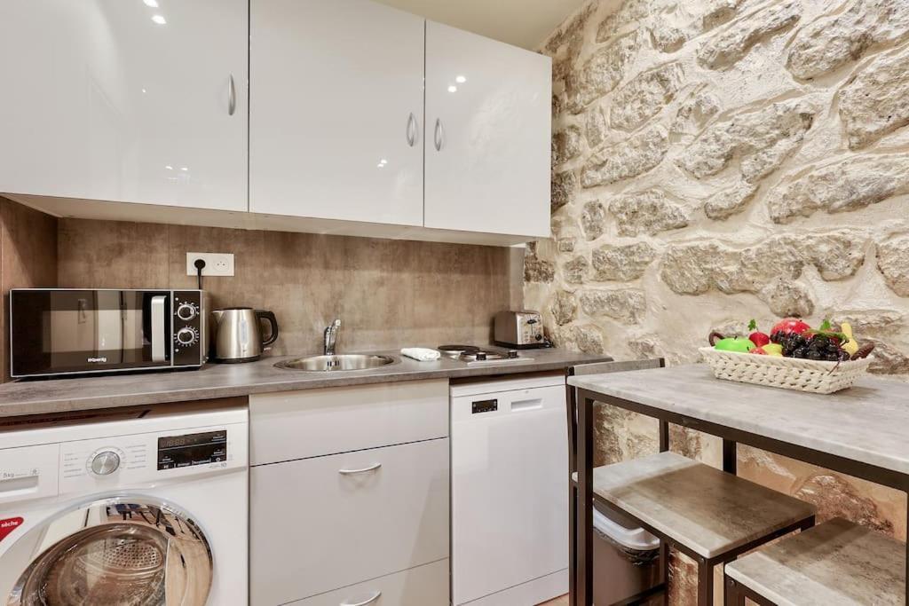 Apartmán Studio Confortable Au Coeur De Paříž Exteriér fotografie